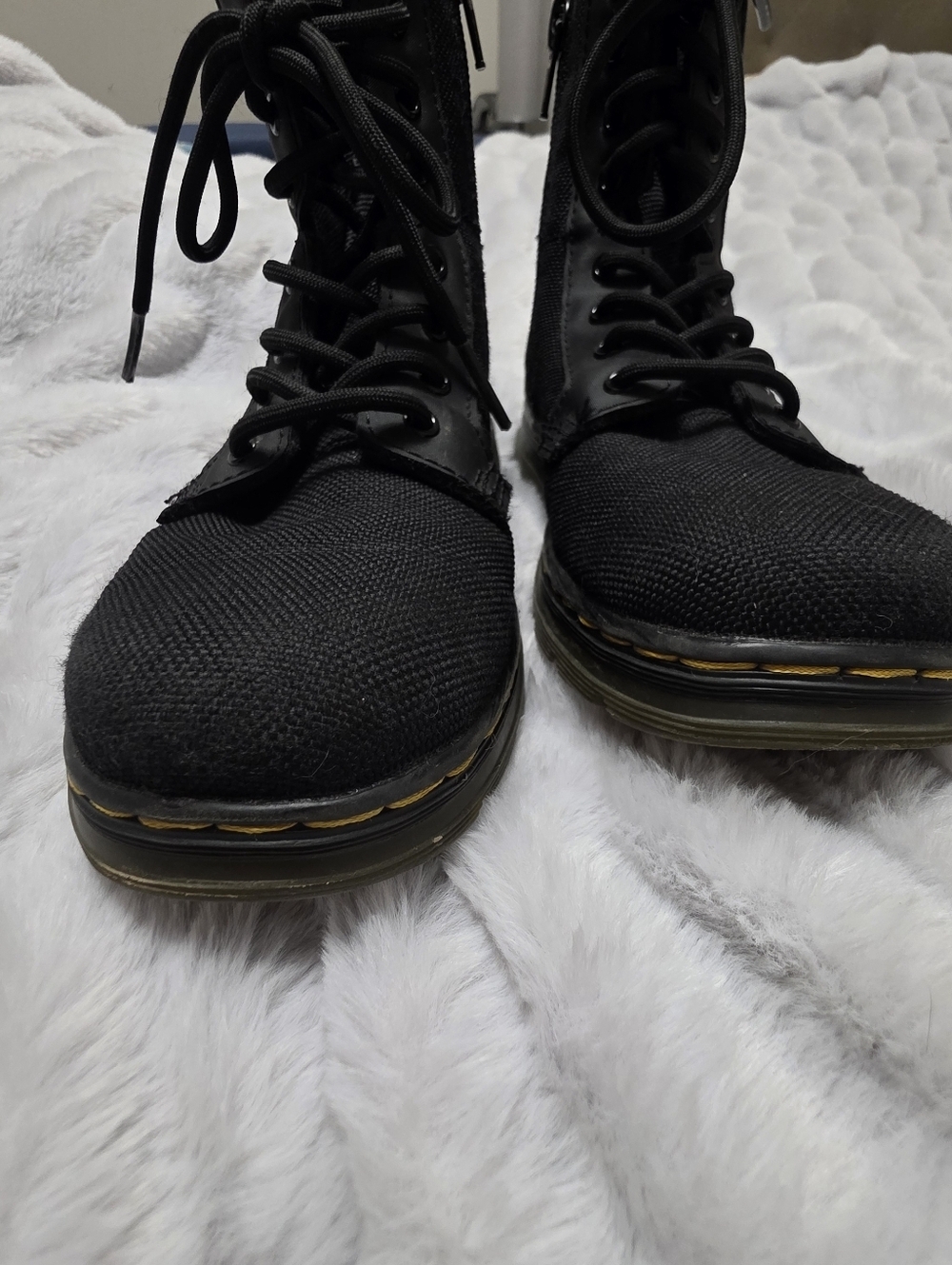 Dr Martens big kid size 2 black canvas Combs Junior lace up combat boots Unisex - Picture 2 of 16